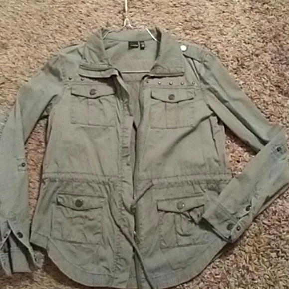 seventeen Jackets & Blazers - Army green utility jacket